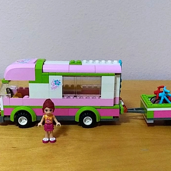 lego adventure camper